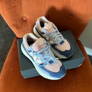 Women’s New Balance 57/40 Sneakers Size 8